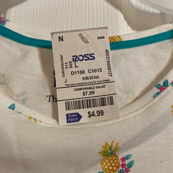 NWT. Croft and Barrow pineapple t-shirt. Size L. - Picture 4 of 4